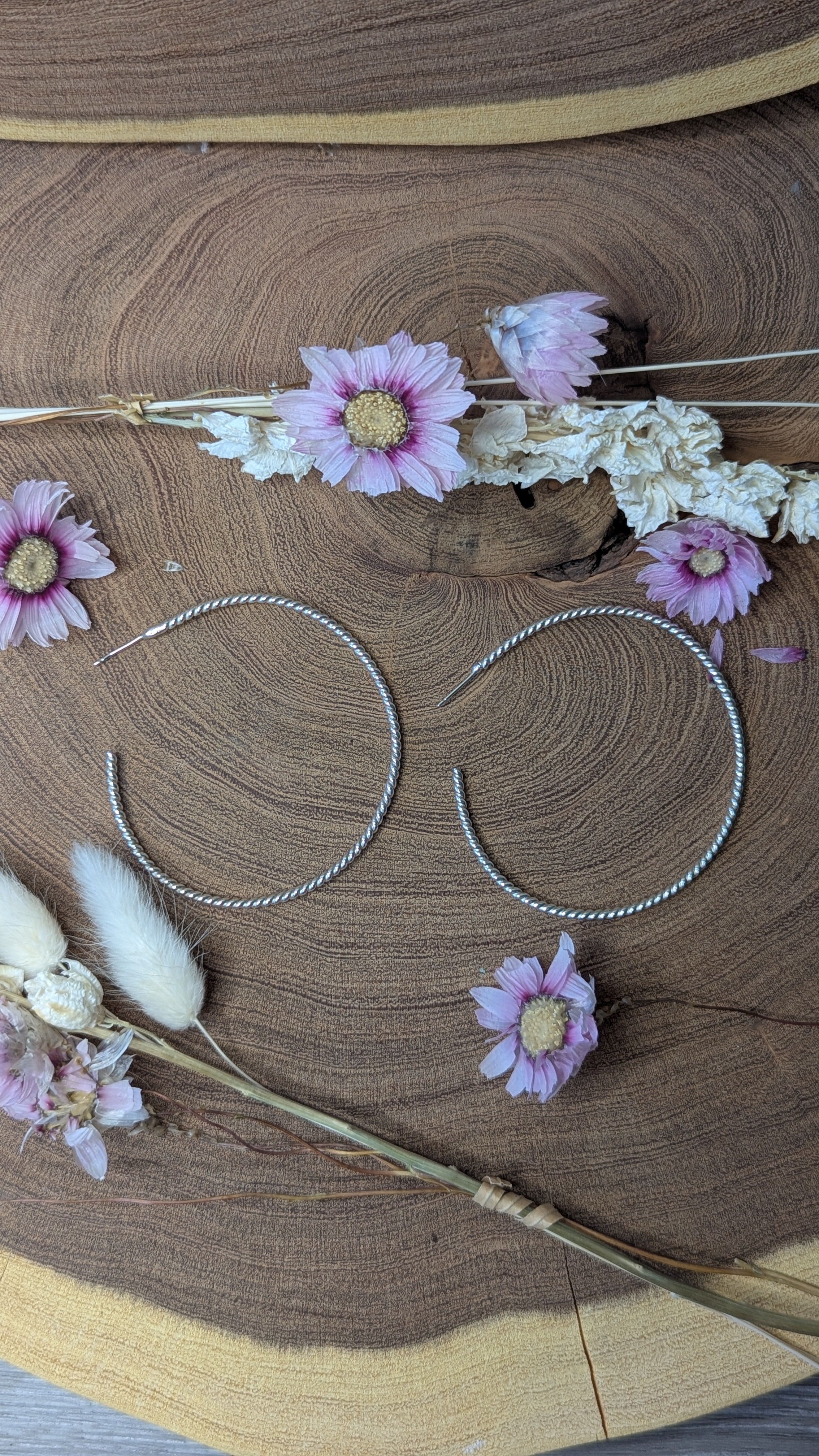 ✨ Classic Twisted Silver Hoops ✨ Large