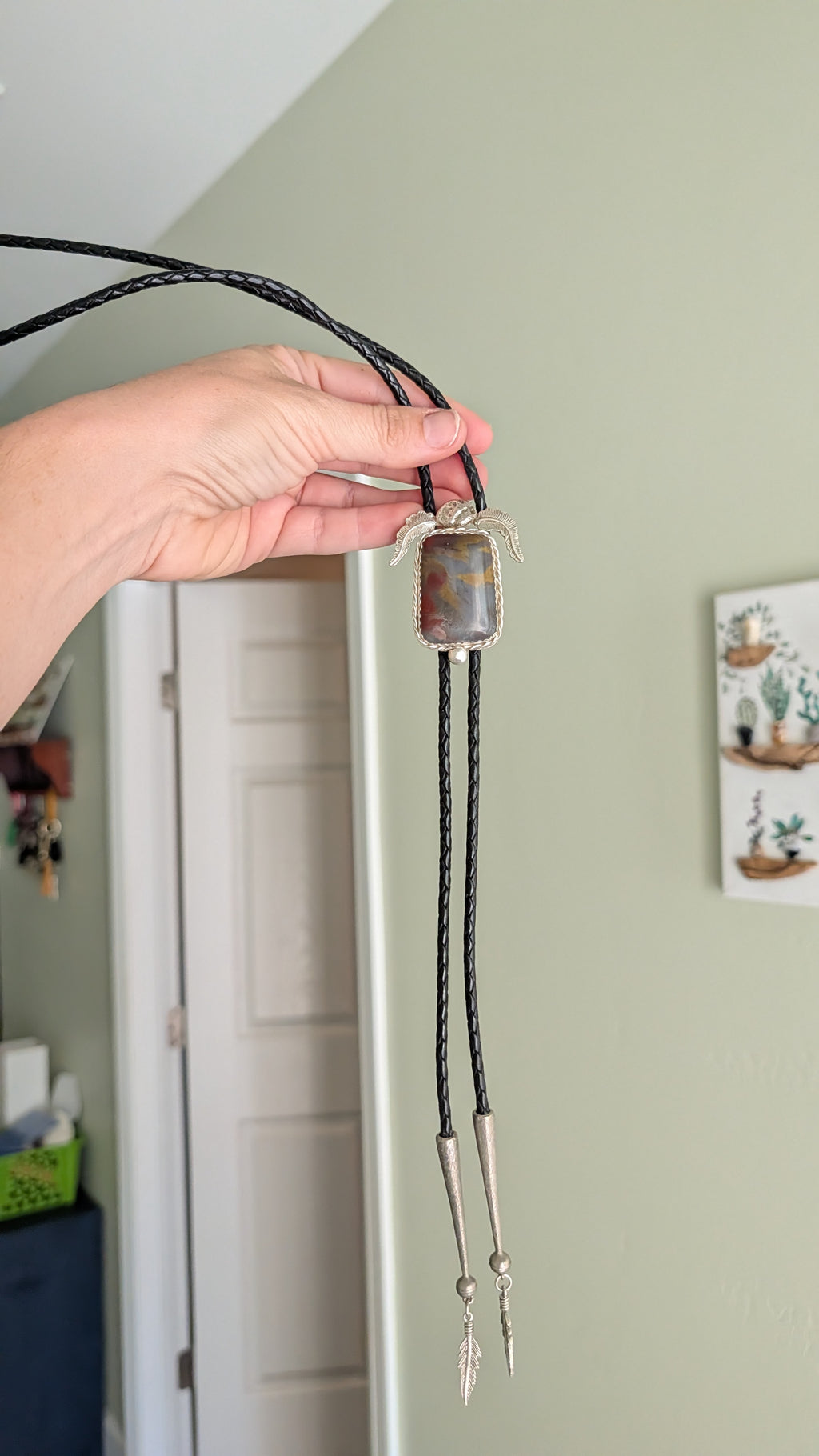 The Wayward Feather Bolo