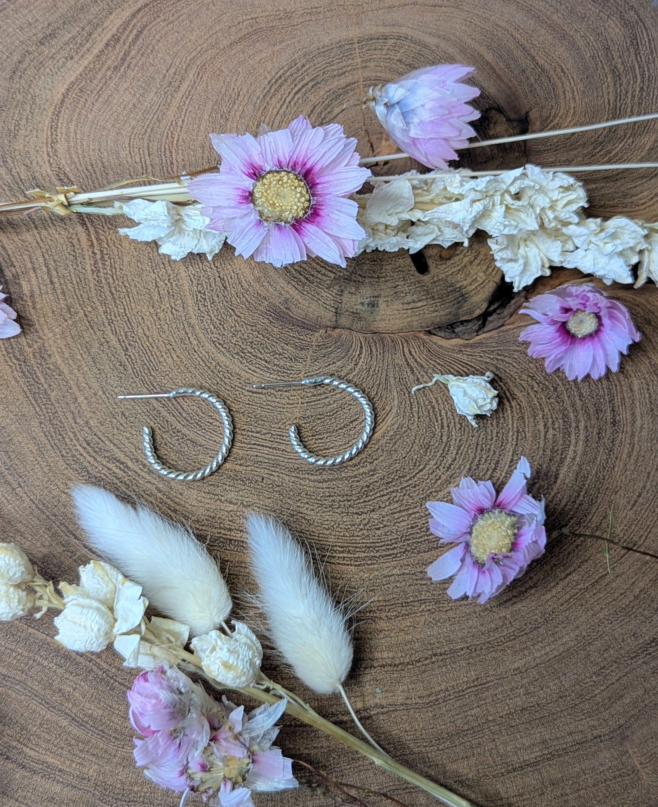 ✨ Classic Twisted Silver Hoops ✨ Small