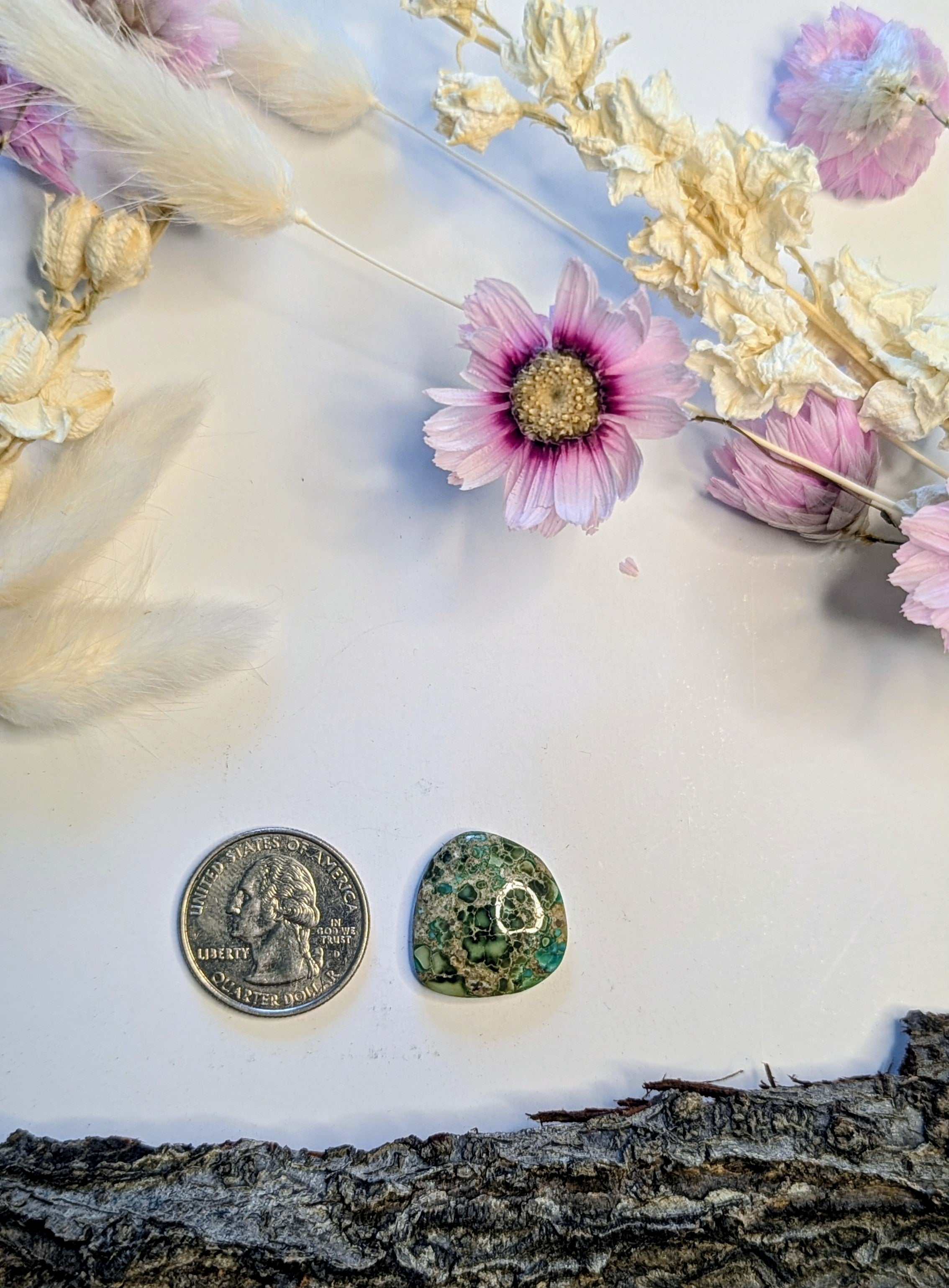 ✨Rounded Kingman Turquoise Cabochon✨